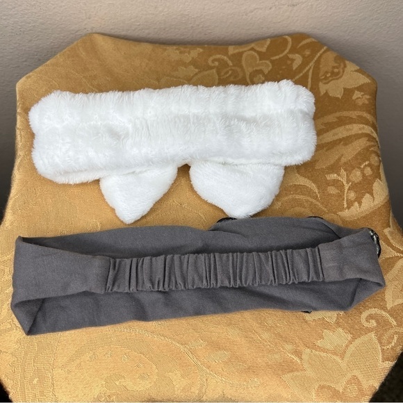 Set Of Two Grey White Headbands Silver Sequin Accent Makeup Skincare Bow Glam - Picture 3 of 5